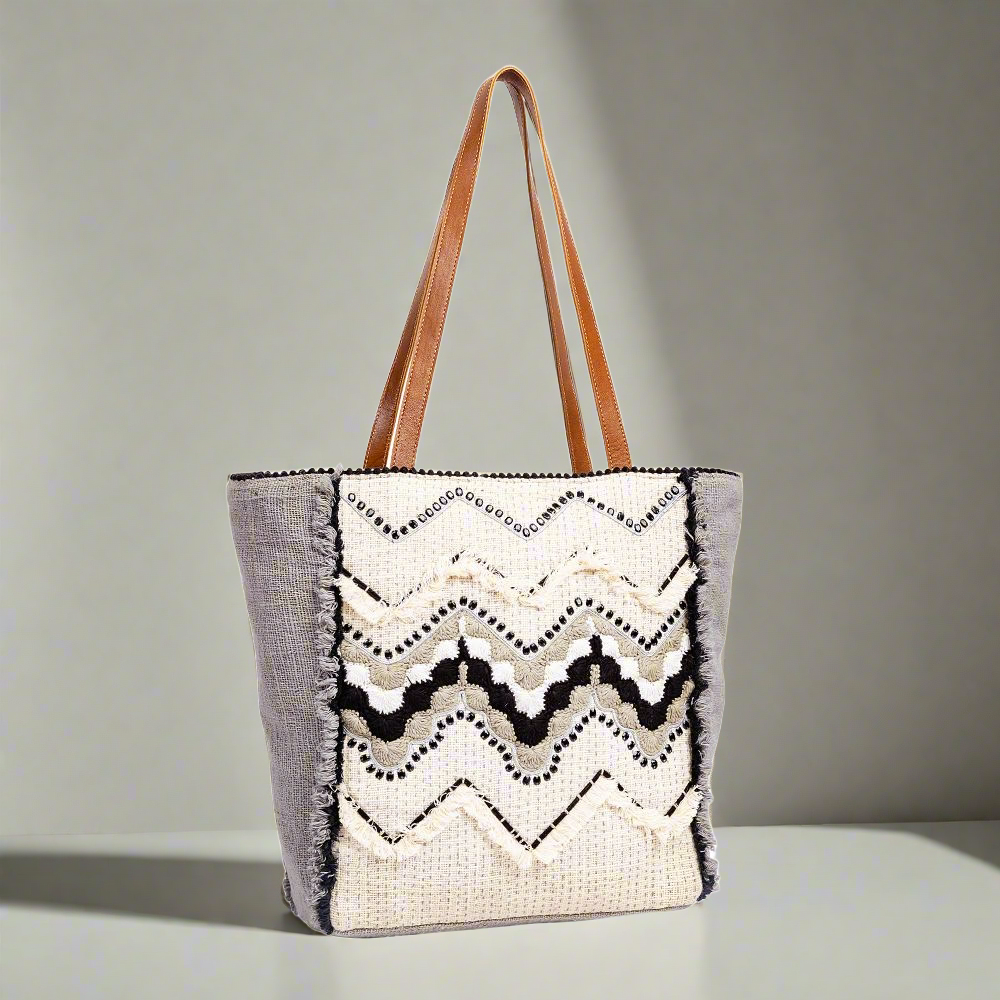 BETHANNY PEAK TOTE BAG